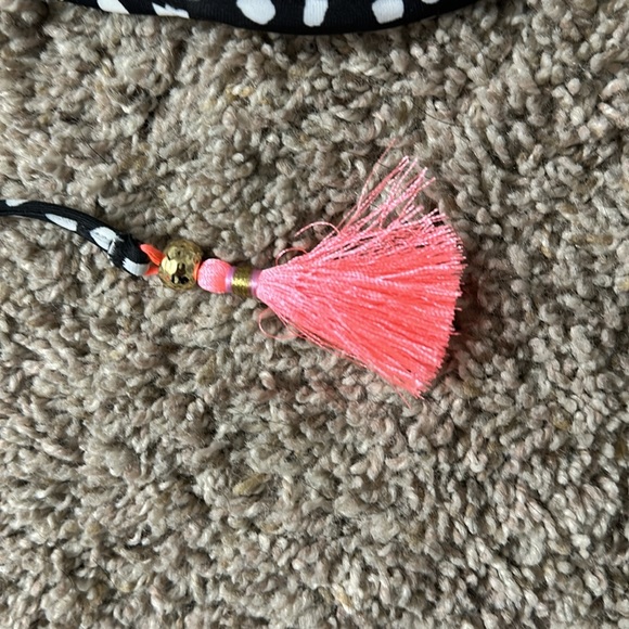 NWT Victoria’s Secret The Gorgeous bikini top - Picture 3 of 6